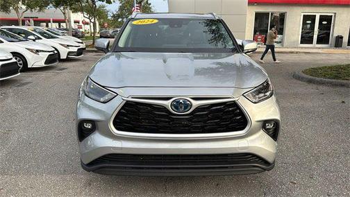 2024 Toyota Highlander Hybrid XLE