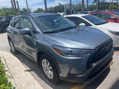 2024 Toyota Corolla Cross LE