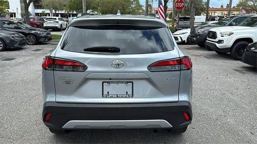2024 Toyota Corolla Cross XLE