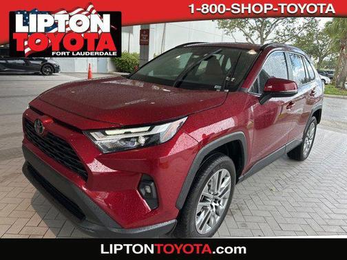 2023 Toyota RAV4 XLE Premium
