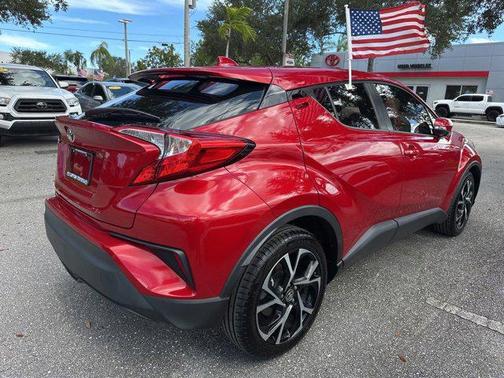 2021 Toyota C-HR XLE