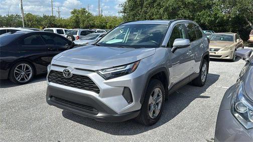 2024 Toyota RAV4 XLE