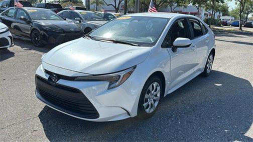2024 Toyota Corolla Hybrid LE