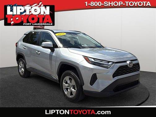 2022 Toyota RAV4 XLE