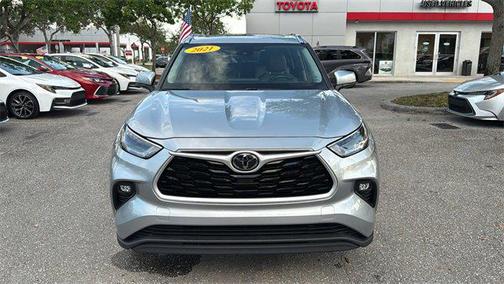 2021 Toyota Highlander XLE