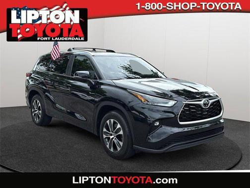 2023 Toyota Highlander XLE