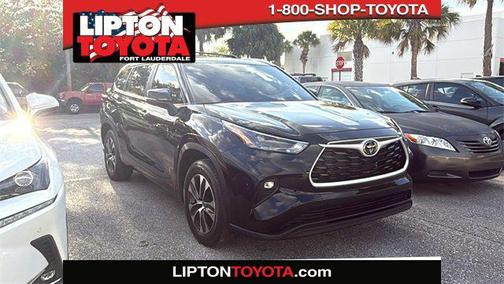 2023 Toyota Highlander XLE