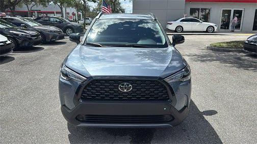 2025 Toyota Corolla Cross LE