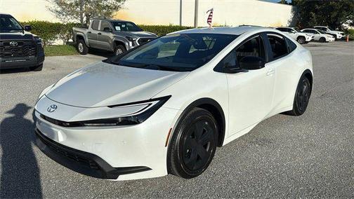 2025 Toyota Prius LE