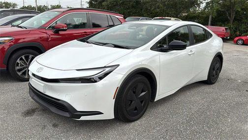 2025 Toyota Prius LE