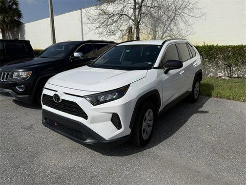 2021 Toyota RAV4 LE