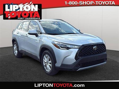 2022 Toyota Corolla Cross LE