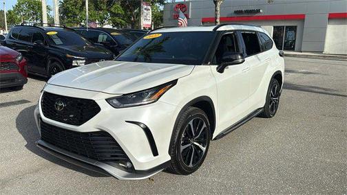 2022 Toyota Highlander XSE