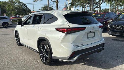 2022 Toyota Highlander XSE