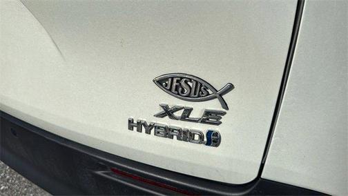 2021 Toyota Sienna XLE 8 Passenger