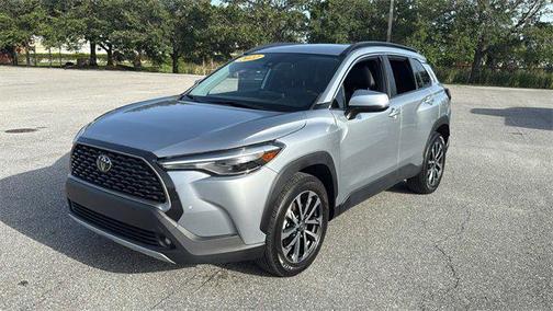 2022 Toyota Corolla Cross XLE