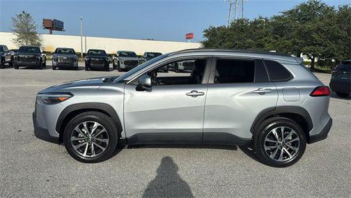 2022 Toyota Corolla Cross XLE