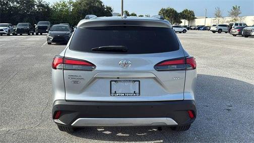 2022 Toyota Corolla Cross XLE