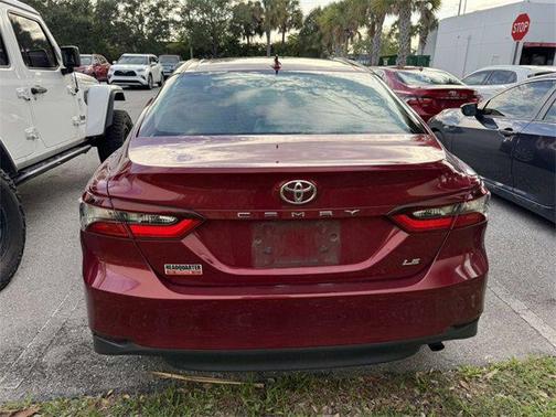 2022 Toyota Camry LE