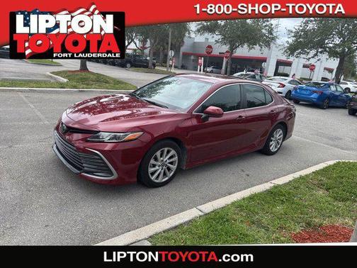 2022 Toyota Camry LE