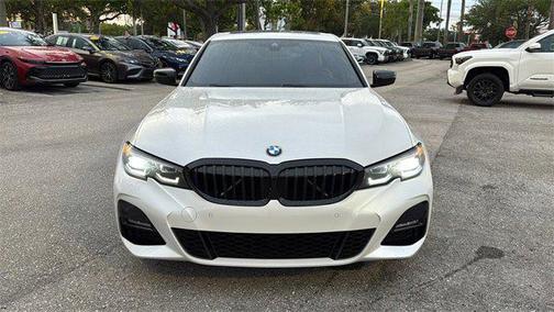 2022 BMW 330 330i