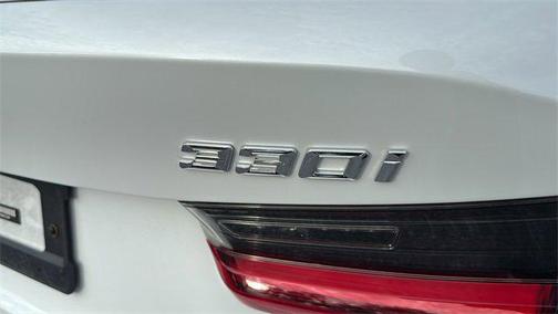 2022 BMW 330 330i