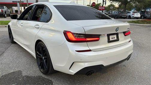 2022 BMW 330 330i