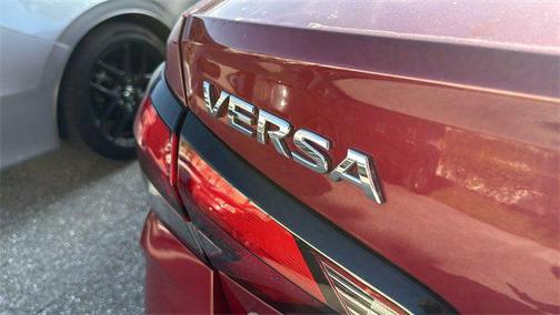 2021 Nissan Versa 1.6 SV