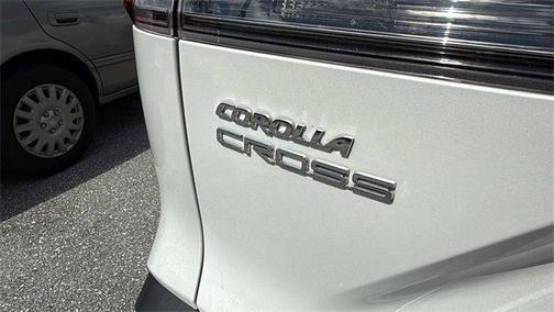 2023 Toyota Corolla Cross XLE