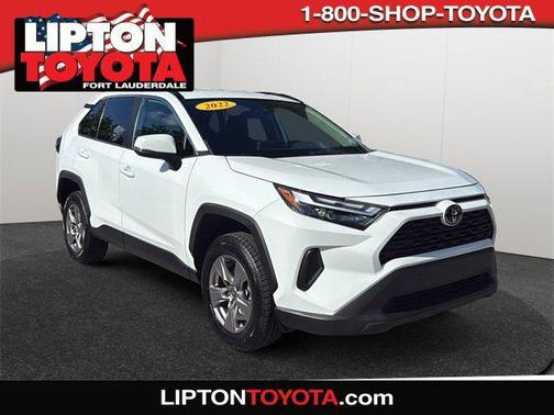 2022 Toyota RAV4 XLE