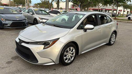 2022 Toyota Corolla LE