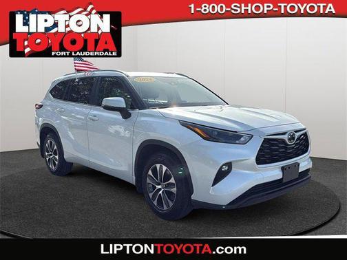 2024 Toyota Highlander XLE