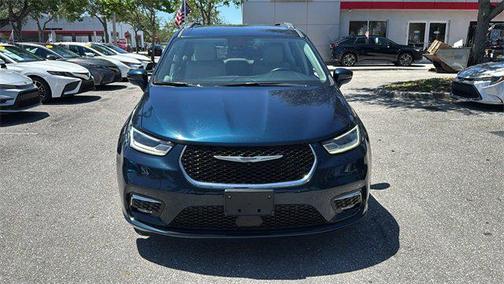 2021 Chrysler Pacifica Touring L