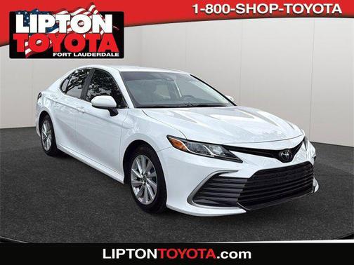 2022 Toyota Camry LE