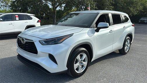 2022 Toyota Highlander L