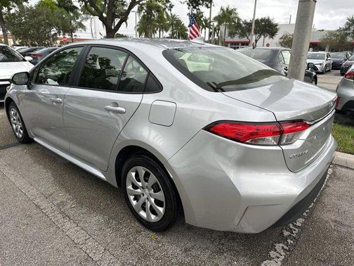 2024 Toyota Corolla Hybrid LE