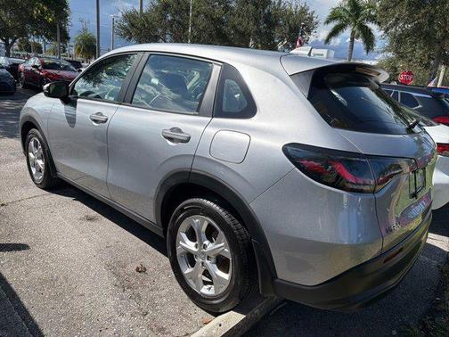 2023 Honda HR-V LX
