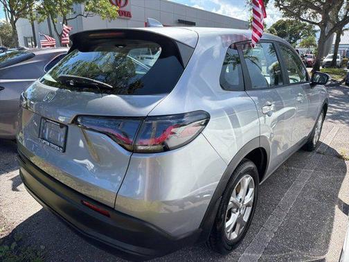 2023 Honda HR-V LX