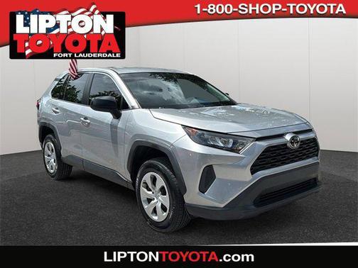 2022 Toyota RAV4 LE