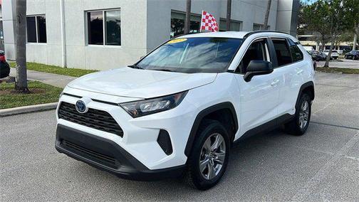 2022 Toyota RAV4 Hybrid SE