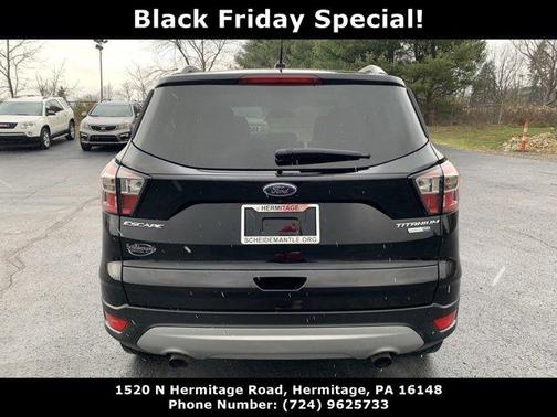 Photo 4 of 39 of 2017 Ford Escape Titanium