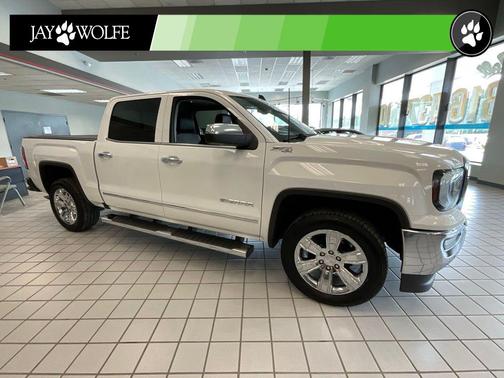 Summit White 2017 GMC Sierra 1500 SLT