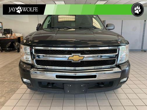 Taupe Gray Metallic 2010 Chevrolet Silverado 1500 LT