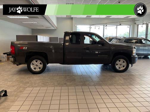 Taupe Gray Metallic 2010 Chevrolet Silverado 1500 LT