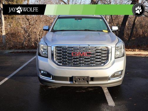 Quicksilver Metallic 2019 GMC Yukon Denali