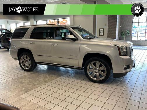 Quicksilver Metallic 2019 GMC Yukon Denali