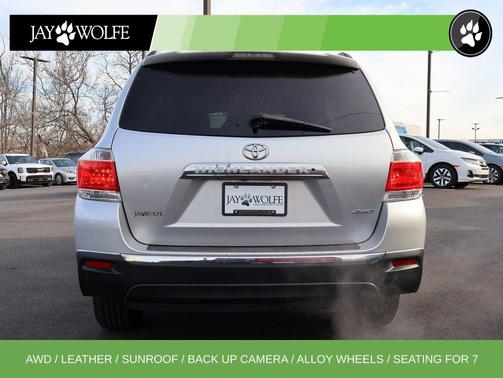 2011 Toyota Highlander SE