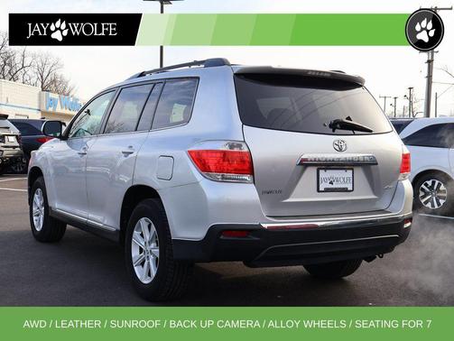 2011 Toyota Highlander SE