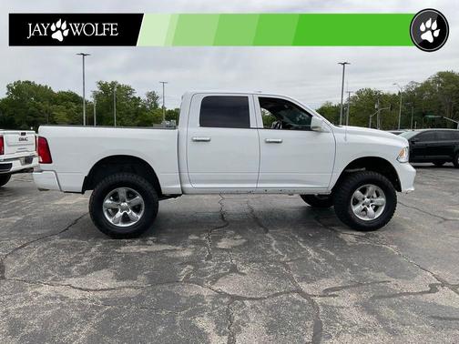Bright White Clearcoat 2015 RAM 1500 Tradesman/Express
