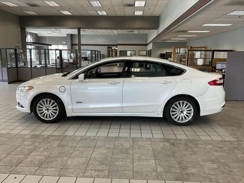 2014 Ford Fusion Energi SE Luxury